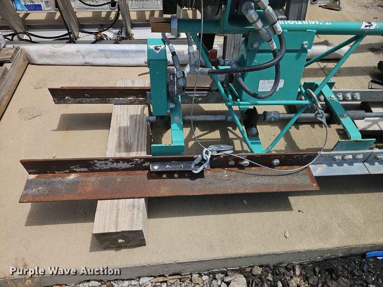 image for item EO8574 Whiteman truss screed