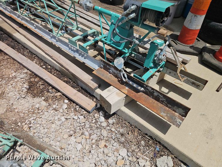 image for item EO8574 Whiteman truss screed