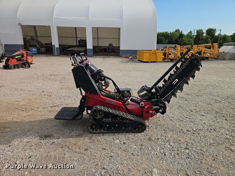 image for item EO8579 Barreto 20RTK trencher