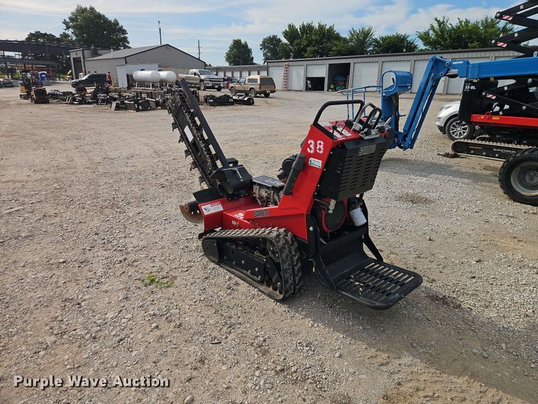 image for item EO8579 Barreto 20RTK trencher