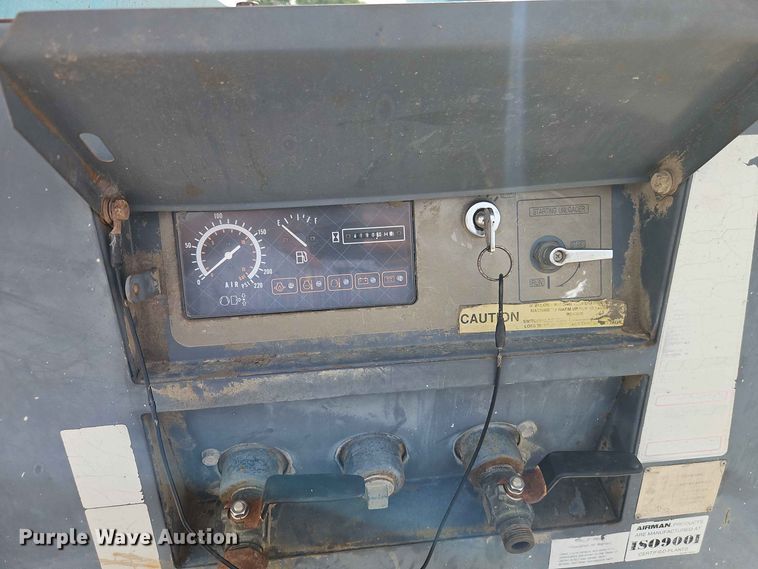 image for item EO8581 Airman PDS1855 air compressor
