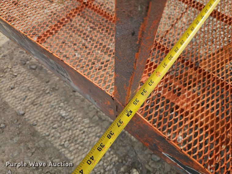 image for item EO8583 2005 JLG 600S boom lift