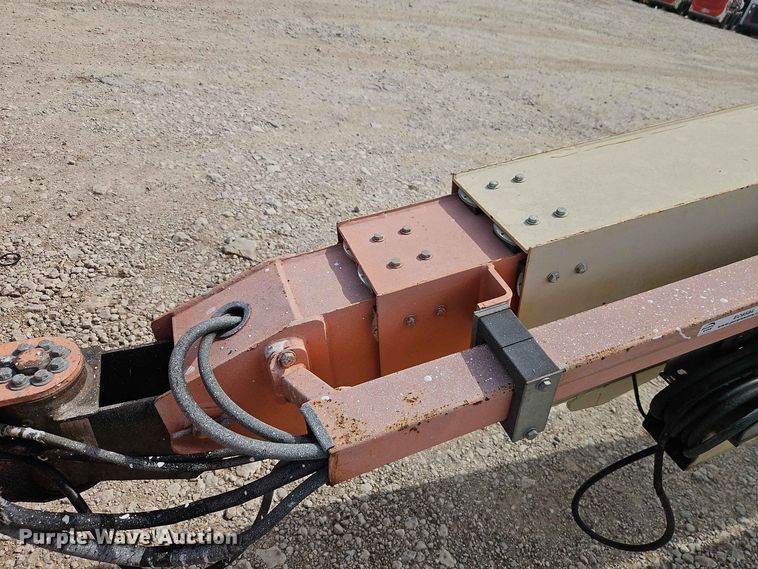 image for item EO8584 2008 JLG 600S boom lift