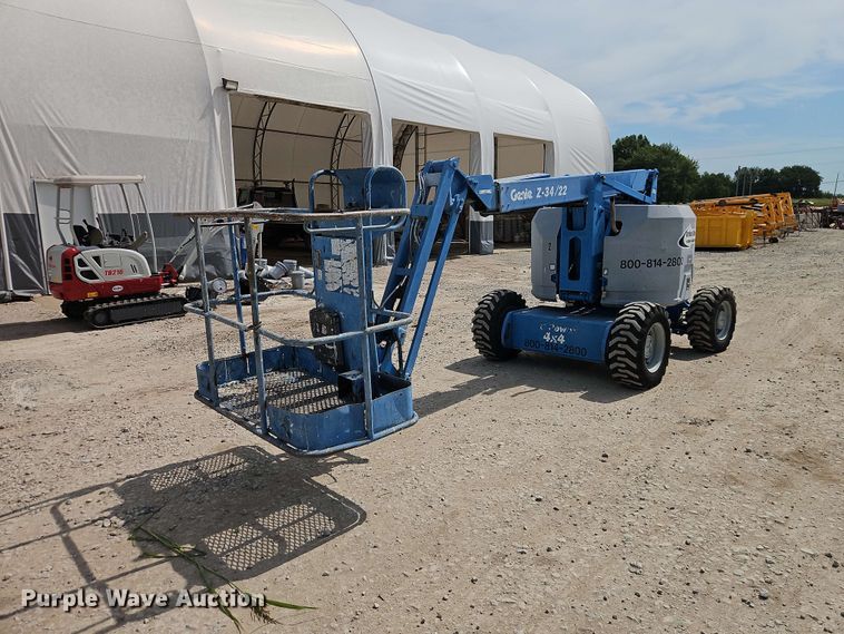 image for item EO8585 2008 Genie Z-34/22 boom lift