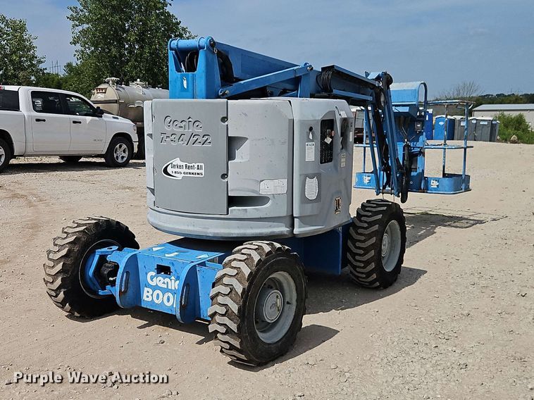 image for item EO8585 2008 Genie Z-34/22 boom lift