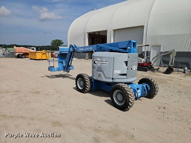 image for item EO8585 2008 Genie Z-34/22 boom lift