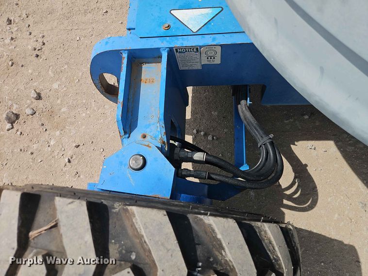 image for item EO8585 2008 Genie Z-34/22 boom lift