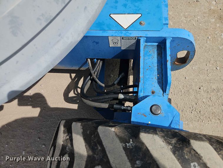 image for item EO8585 2008 Genie Z-34/22 boom lift