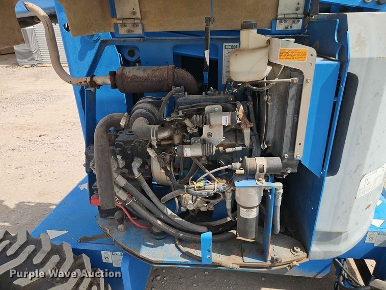 image for item EO8585 2008 Genie Z-34/22 boom lift