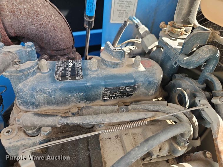 image for item EO8585 2008 Genie Z-34/22 boom lift