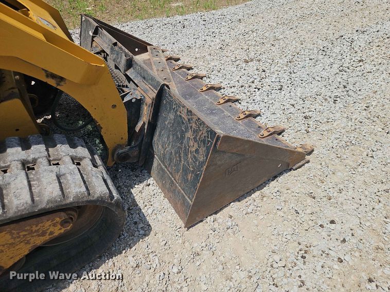 image for item EO8587 2020 Caterpillar 299D3 tracked skid steer loader