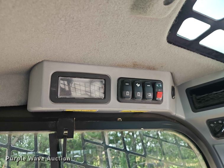 image for item EO8587 2020 Caterpillar 299D3 tracked skid steer loader