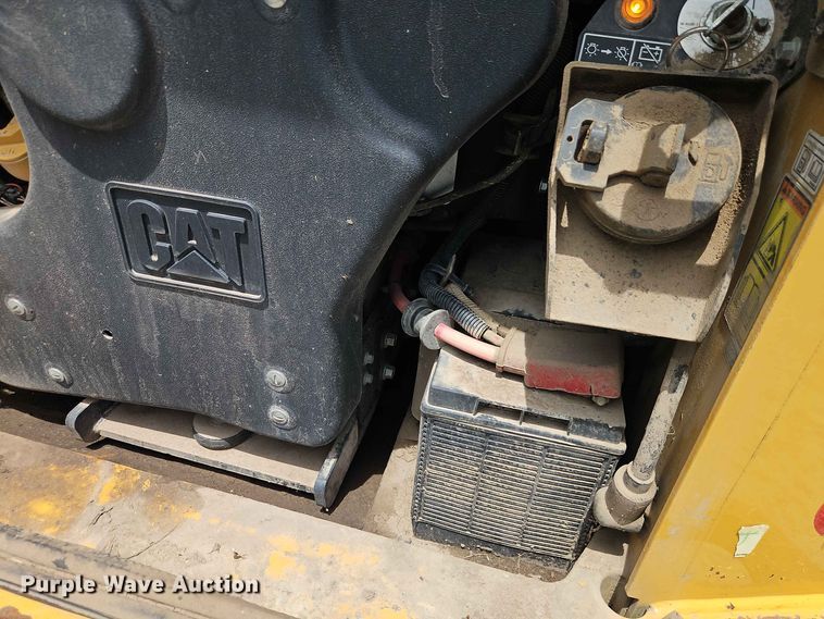 image for item EO8587 2020 Caterpillar 299D3 tracked skid steer loader