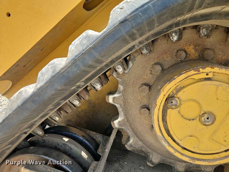 image for item EO8587 2020 Caterpillar 299D3 tracked skid steer loader