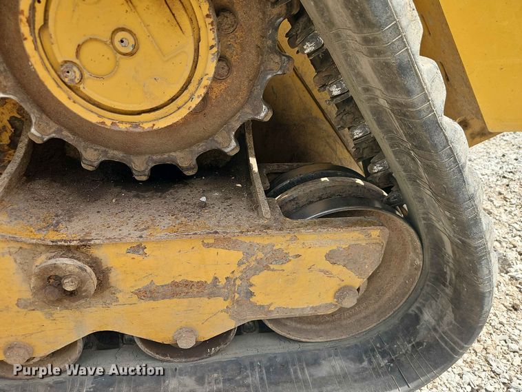 image for item EO8587 2020 Caterpillar 299D3 tracked skid steer loader