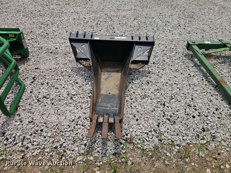 image for item EO8588 Blue Diamond skid steer stump bucket
