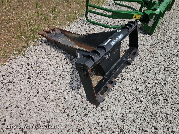 image for item EO8588 Blue Diamond skid steer stump bucket