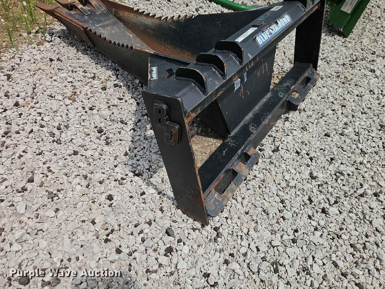 image for item EO8588 Blue Diamond skid steer stump bucket