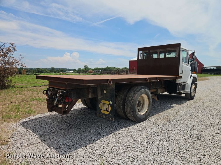image for item EO8589 2002 Freightliner FL70 flatbed truck