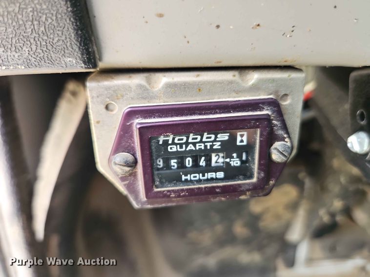 image for item EO8589 2002 Freightliner FL70 flatbed truck