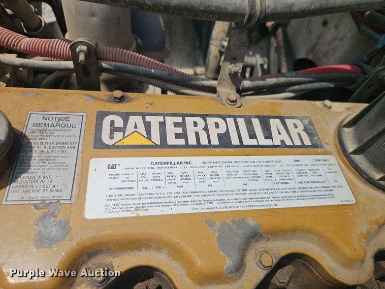 image for item EO8589 2002 Freightliner FL70 flatbed truck