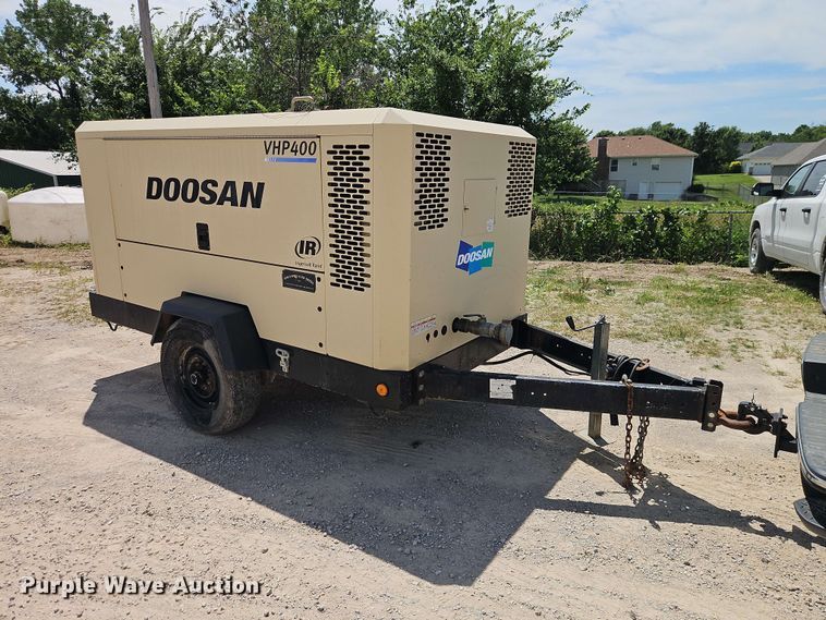image for item EO8590 2013 Doosan VHP400WJD-FX-T3 air compressor
