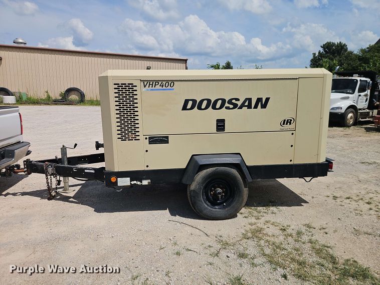 image for item EO8590 2013 Doosan VHP400WJD-FX-T3 air compressor