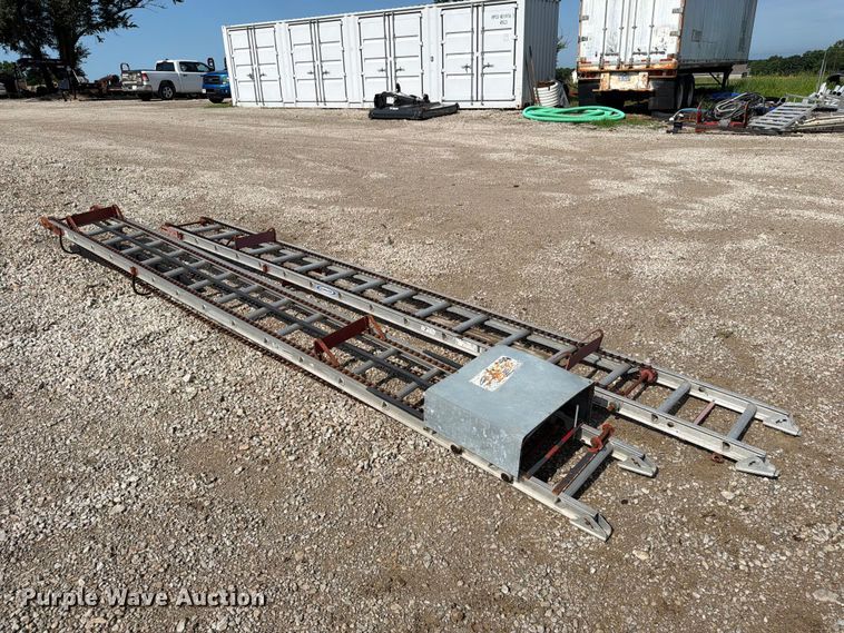 image for item EO8605 Power Ladder shingle elevator