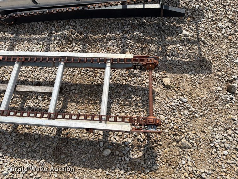 image for item EO8605 Power Ladder shingle elevator