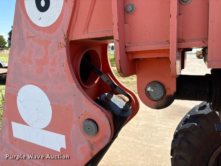 image for item EP0895 2005 Skytrak 6042 telehandler