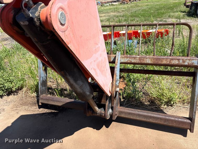 image for item EP0895 2005 Skytrak 6042 telehandler