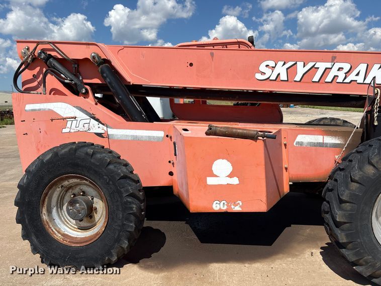 image for item EP0895 2005 Skytrak 6042 telehandler