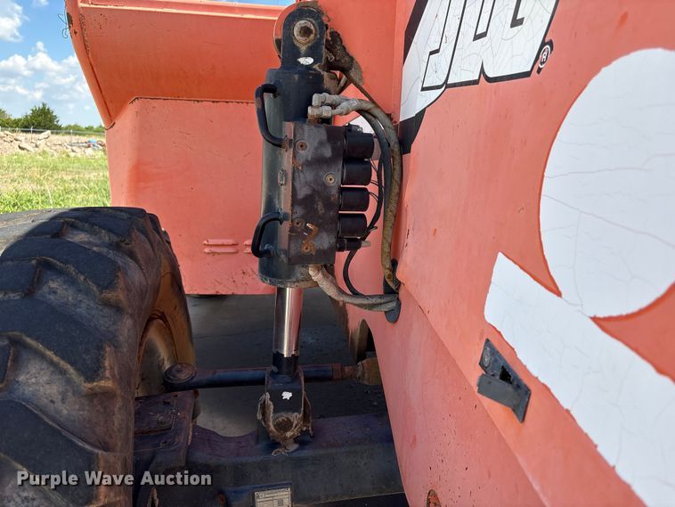 image for item EP0895 2005 Skytrak 6042 telehandler