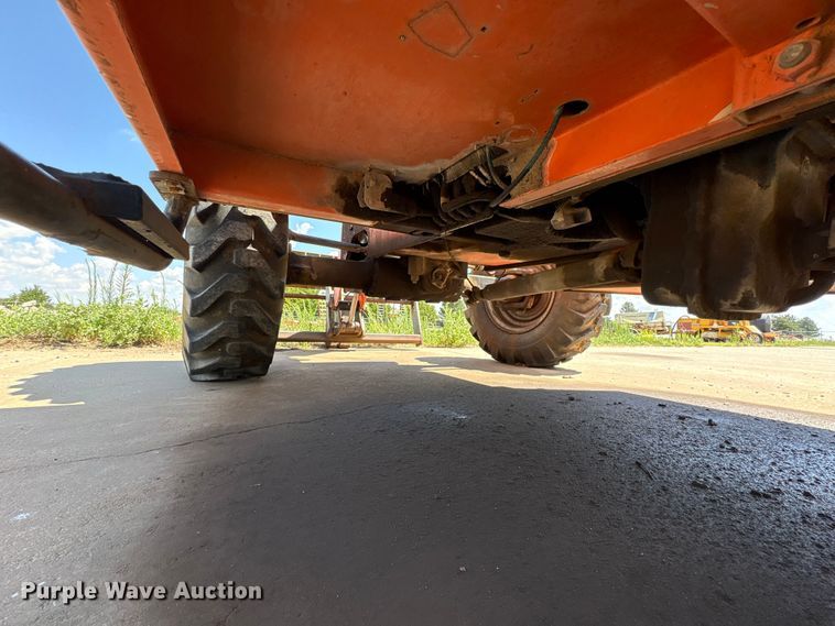 image for item EP0895 2005 Skytrak 6042 telehandler