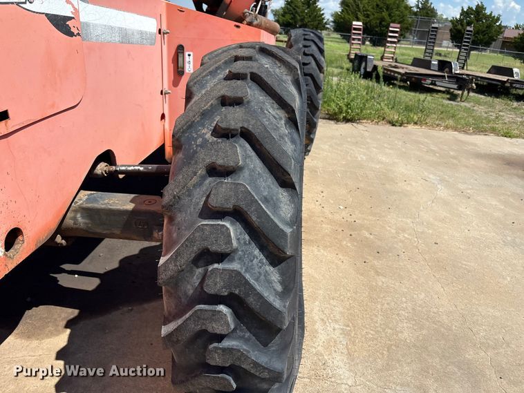 image for item EP0895 2005 Skytrak 6042 telehandler