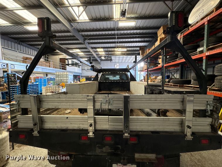 image for item EP3006 2021 Chevrolet GM515 Crew Cab flatbed truck