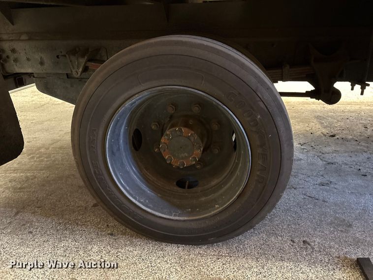 image for item EP3006 2021 Chevrolet GM515 Crew Cab flatbed truck