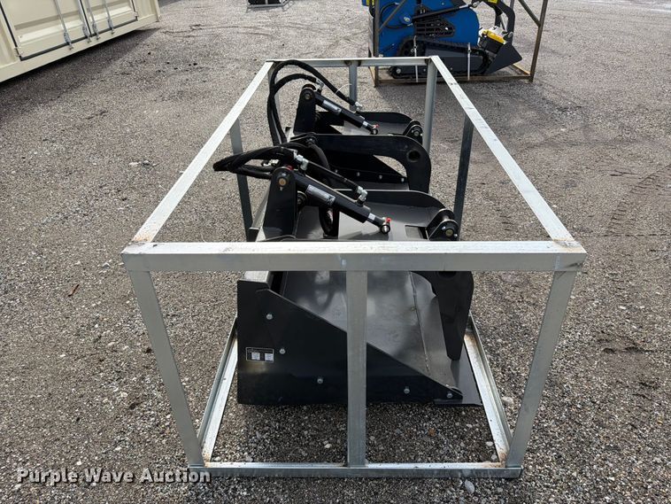 image for item EQ8044 2026 LandHonor SGB-11-72W skid steer grapple bucket