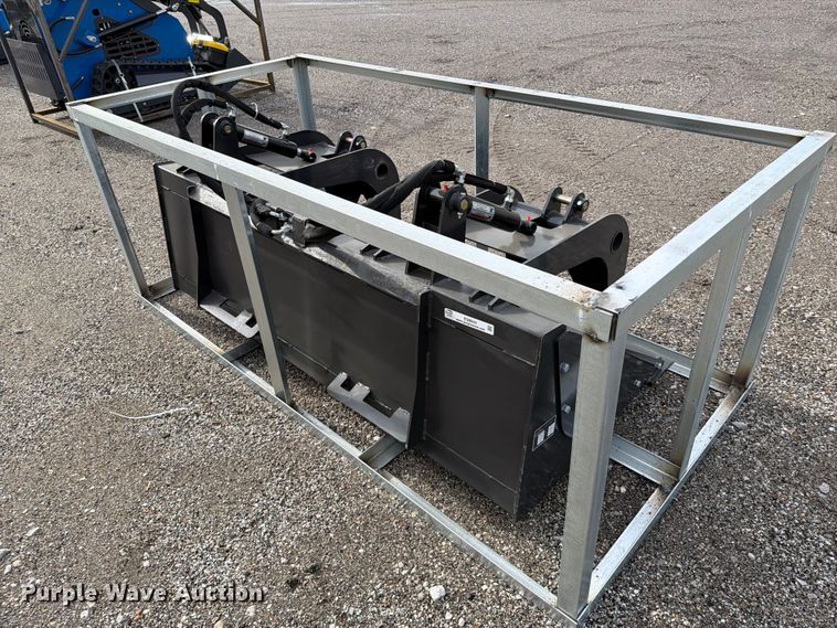 image for item EQ8044 2026 LandHonor SGB-11-72W skid steer grapple bucket