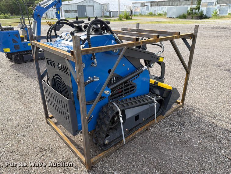 image for item EQ8045 2026 ZJG ZJ-380 compact utility loader