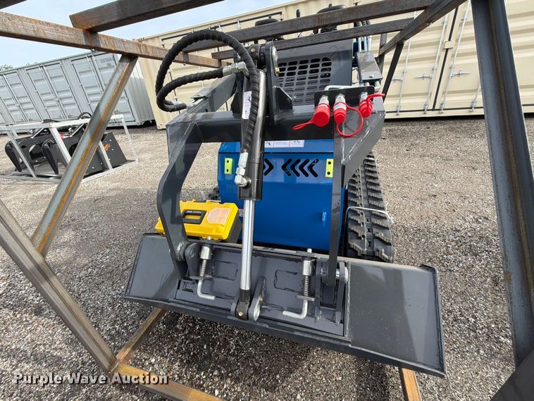 image for item EQ8045 2026 ZJG ZJ-380 compact utility loader