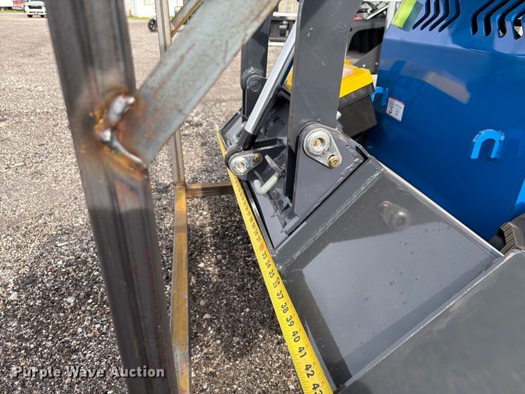 image for item EQ8045 2026 ZJG ZJ-380 compact utility loader