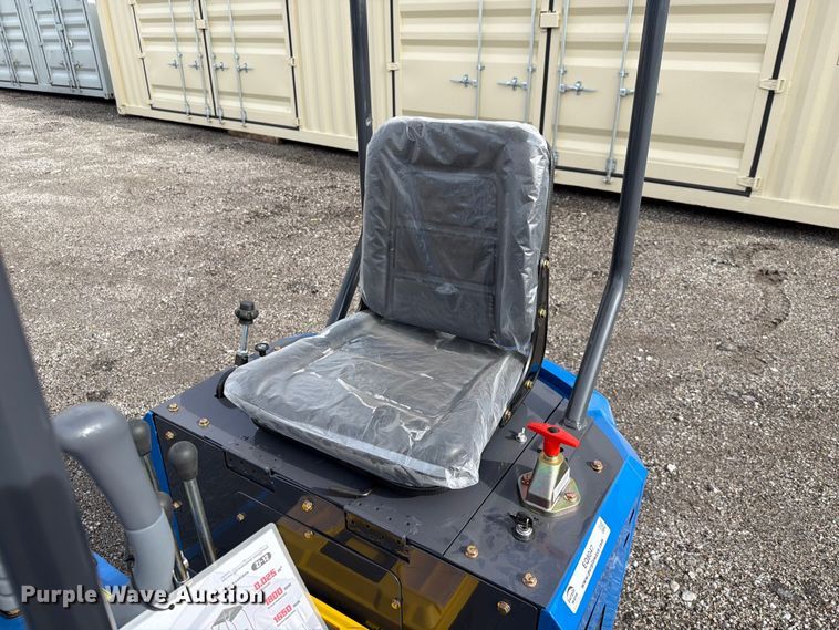 image for item EQ8047 2026 ZJG ZJ-12 mini excavator