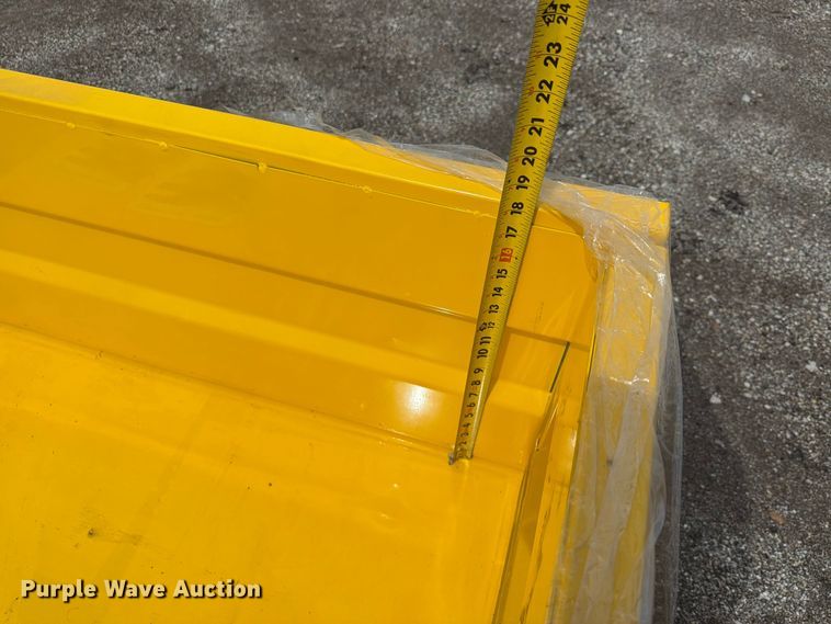 image for item EQ8063 2026 Alistair CD25 track carrier