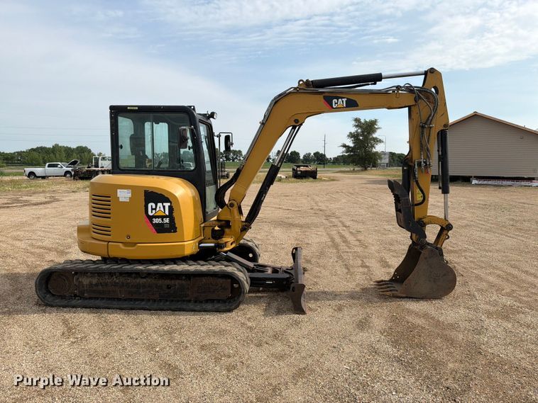 image for item ER1819 2012 Caterpillar 305.5E CR mini excavator