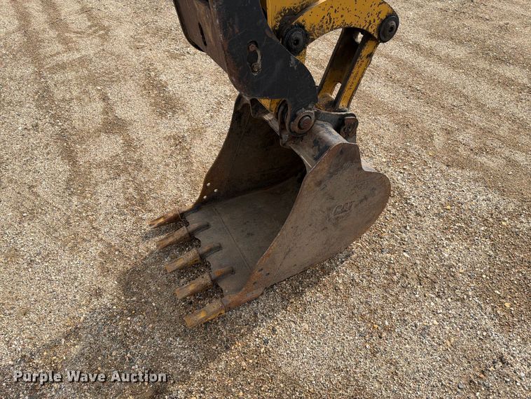image for item ER1819 2012 Caterpillar 305.5E CR mini excavator