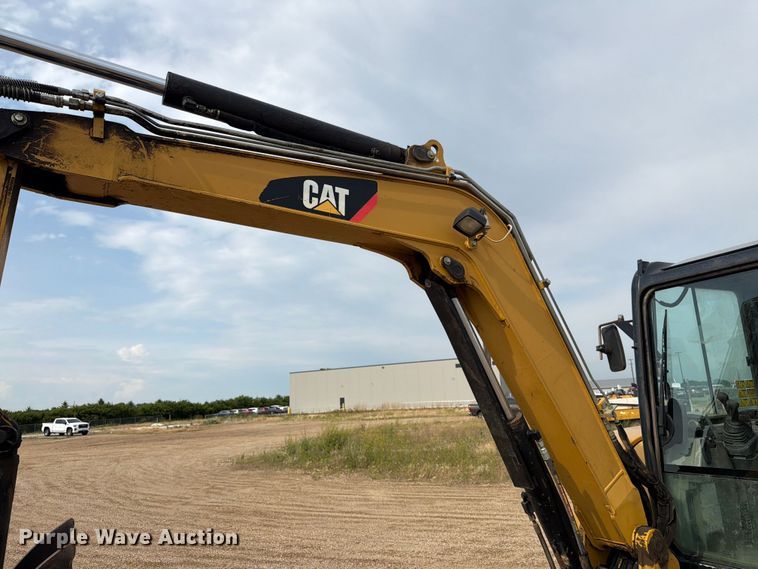 image for item ER1819 2012 Caterpillar 305.5E CR mini excavator