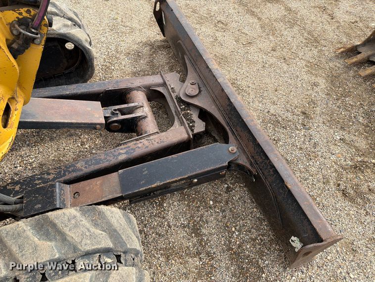 image for item ER1819 2012 Caterpillar 305.5E CR mini excavator