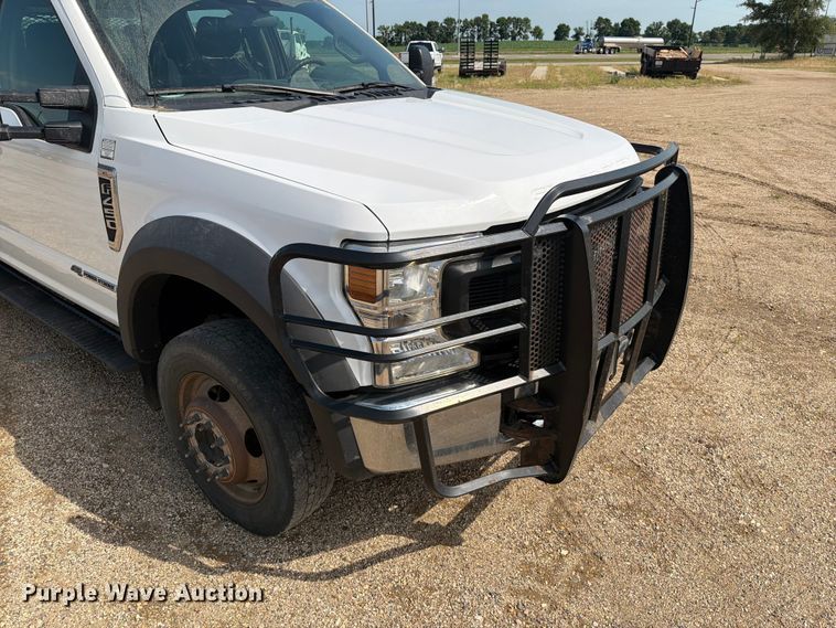 image for item ER1821 2020 Ford F450 Super Duty Crew Cab utility / service truck
