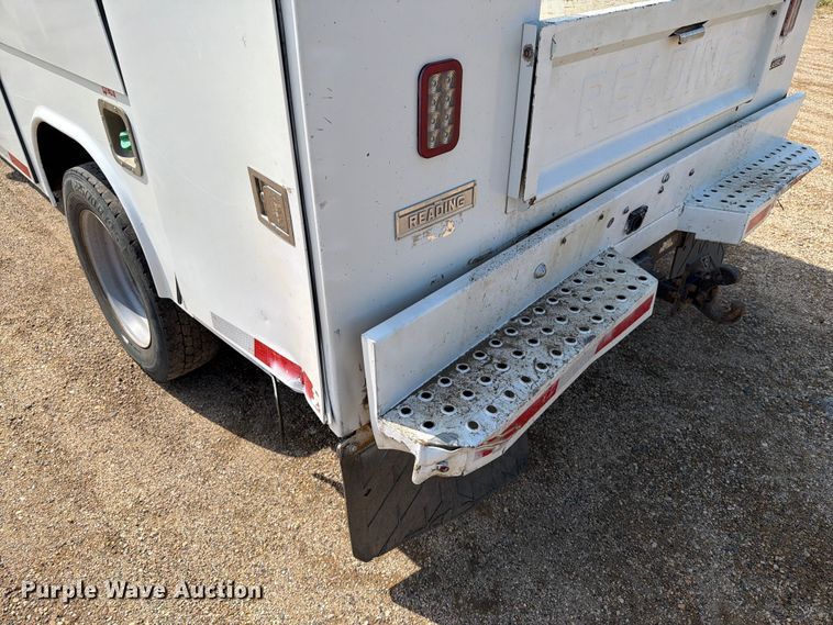 image for item ER1821 2020 Ford F450 Super Duty Crew Cab utility / service truck